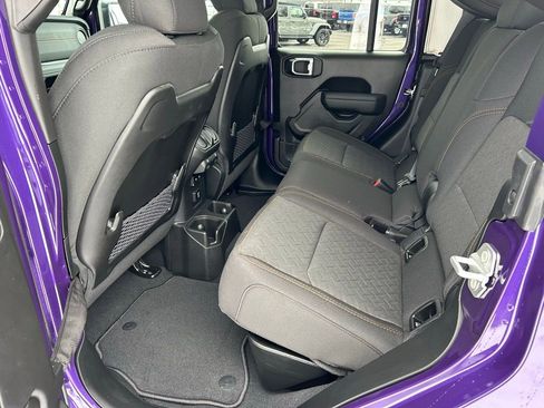 New 2026 Jeep Gladiator Mojave image 12