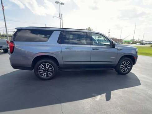 Certified 2022 GMC Yukon XL AT4 AWD/4WD image 9