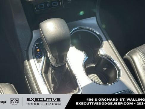 Used 2021 Jeep Grand Cherokee Limited w/ Sun & Sound Group image 17