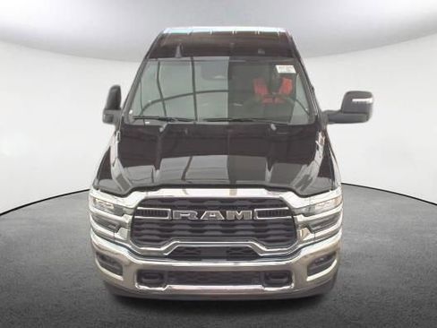 Used 2026 RAM 2500 Big Horn AWD/4WD image 2
