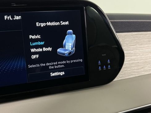 Used 2024 Hyundai Palisade Calligraphy image 21