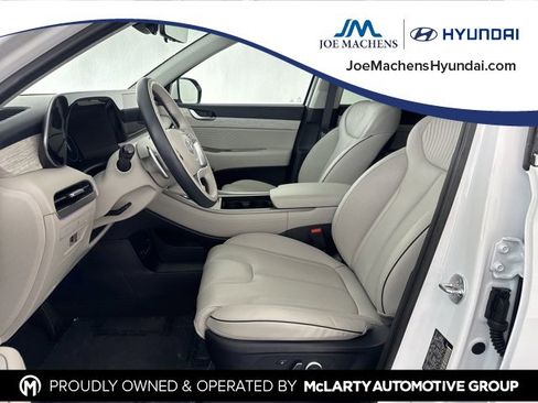 Used 2025 Hyundai Palisade Calligraphy image 24