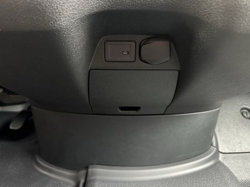 Used 2024 Mercedes-Benz Sprinter 3500 image 35