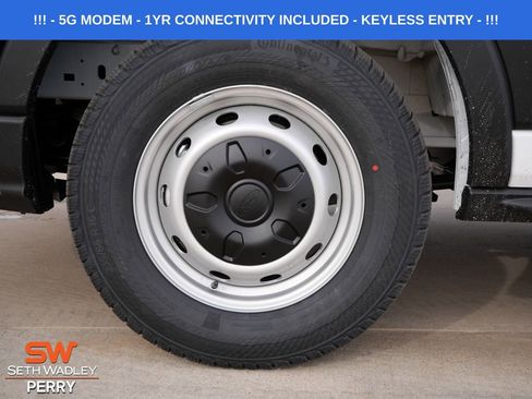 New 2026 Ford Transit 250 148 Medium Roof image 11