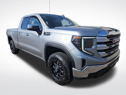 Used 2023 GMC Sierra 1500 SLE image 7