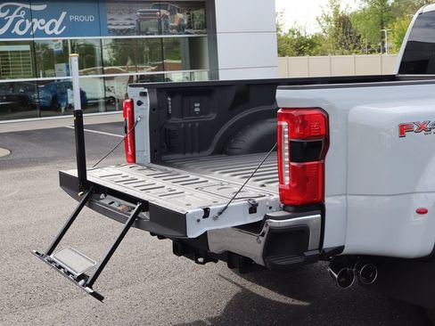 New 2026 Ford F350 Lariat AWD/4WD image 23