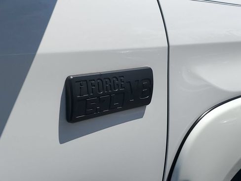 Used 2020 Toyota Tundra Limited AWD/4WD image 9