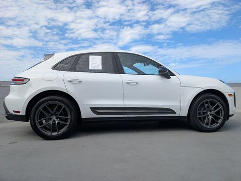 Used 2025 Porsche Macan Turbo AWD/4WD image 24