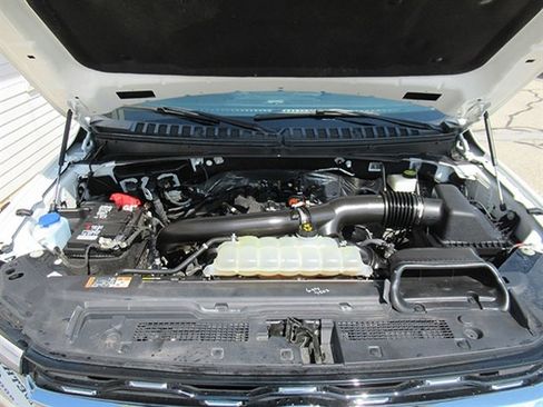 Used 2022 Ford Expedition Max Limited image 7