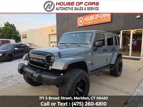 Used 2014 Jeep Wrangler Unlimited Sahara w/ Max Tow Package AWD/4WD image 8