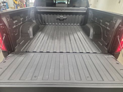 New 2026 Chevrolet Silverado 1500 LTZ w/ LTZ Premium Package image 9