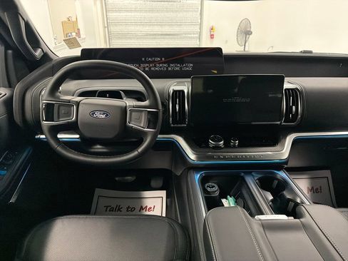 New 2027 Ford Expedition Max Platinum w/ Stealth Performance Package AWD/4WD image 14
