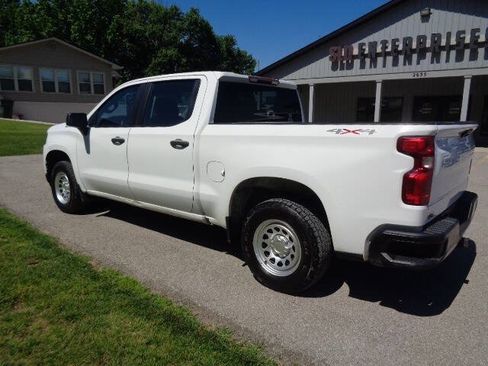 Used 2019 Chevrolet Silverado 1500 W/T w/ Trailering Package AWD/4WD image 3