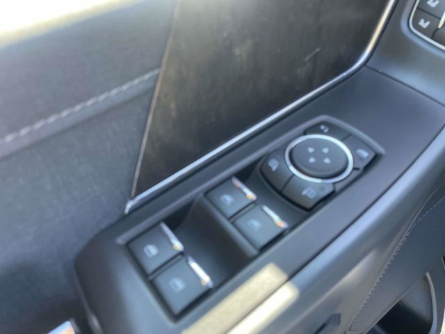 Used 2022 Ford F150 Lariat w/ Trailer Tow Package AWD/4WD image 19