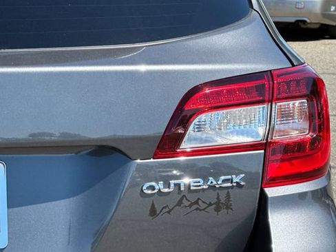 Used 2019 Subaru Outback 2.5i Limited w/ Popular Package #2 AWD/4WD image 51