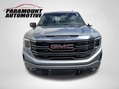 Used 2024 GMC Sierra 1500 AT4 w/ Technology Package AWD/4WD image 2