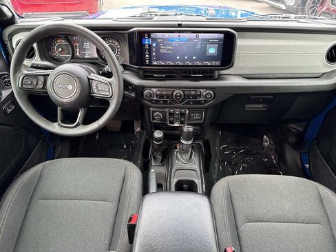 Used 2024 Jeep Wrangler Unlimited Sport AWD/4WD image 21