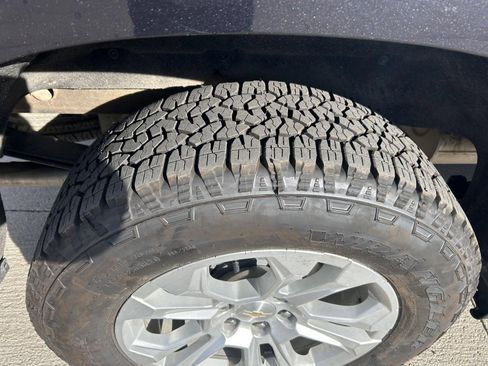 Used 2022 Chevrolet Silverado 1500 LTZ w/ LTZ Convenience Package II image 11