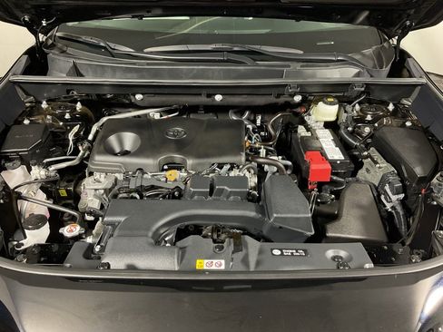 Used 2024 Toyota RAV4 Adventure image 7