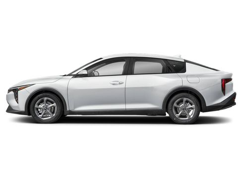 Used 2025 Kia K4 FWD image 3