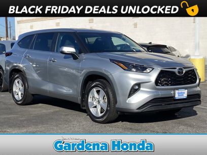 Used 2024 Toyota Highlander LE