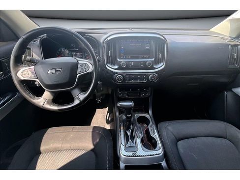 Used 2021 Chevrolet Colorado LT w/ LT Convenience Package image 15