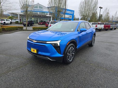 New 2025 Chevrolet Blazer EV LT image 2