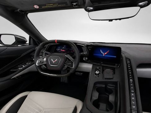 Used 2023 Chevrolet Corvette Z06 RWD image 22