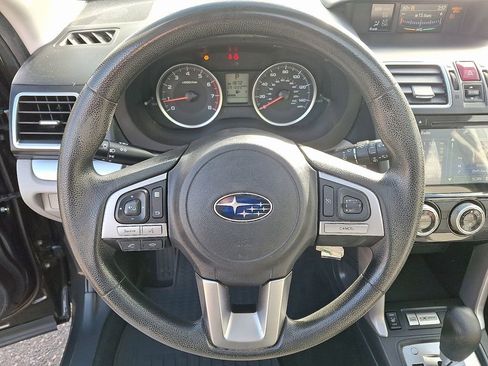 Used 2017 Subaru Forester 2.5i Premium w/ All-Weather Package image 20