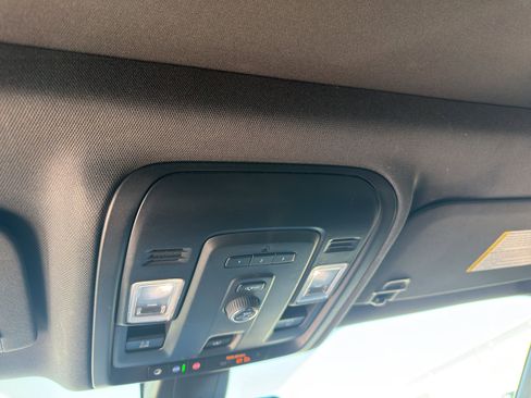 Used 2021 Chevrolet Tahoe Z71 AWD/4WD image 10
