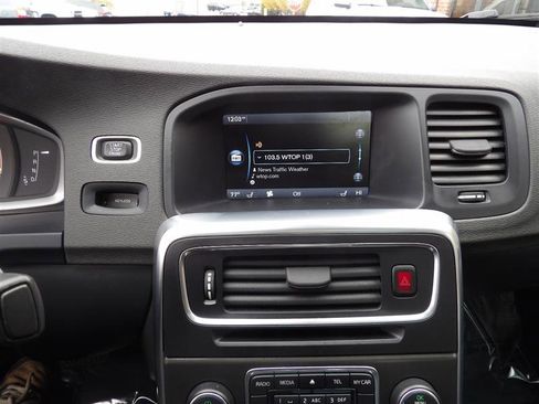 Used 2015 Volvo S60 T5 Premier image 21