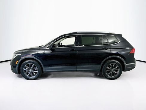 Used 2023 Volkswagen Tiguan SE FWD image 8