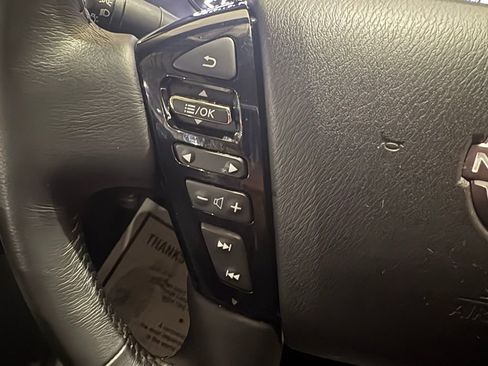 Used 2024 Nissan Armada SL w/ Captain's Chairs Package image 30