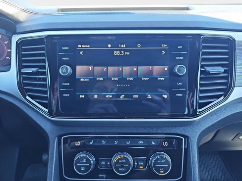 Used 2023 Volkswagen Atlas Cross Sport SE AWD/4WD image 24