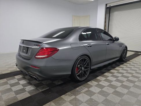 Used 2018 Mercedes-Benz E 63 AMG S image 2