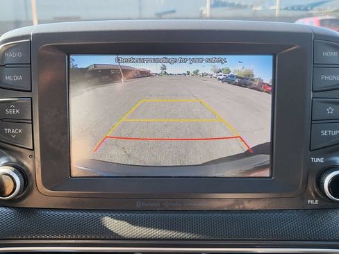 Used 2018 Hyundai Kona SEL FWD image 31