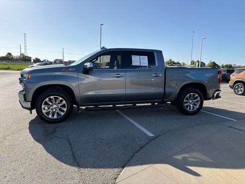 Used 2021 Chevrolet Silverado 1500 LTZ w/ Technology Package AWD/4WD image 4