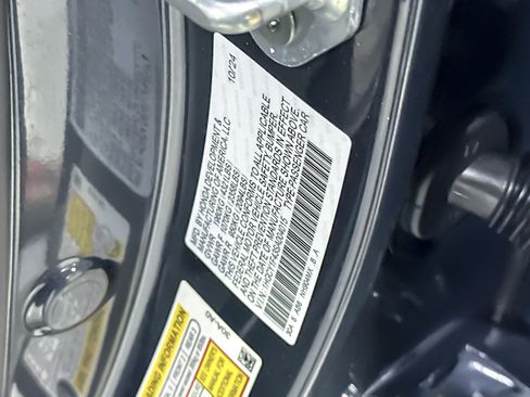 Used 2025 Honda Accord SE image 27