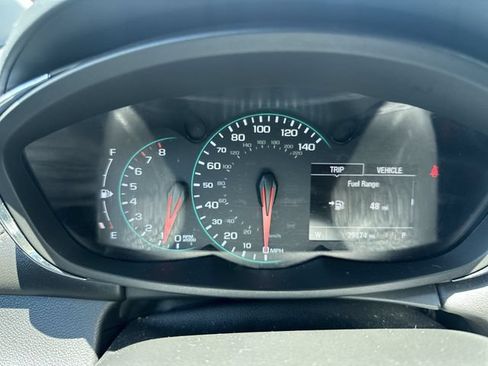 Used 2022 Chevrolet Trax LT w/ LT Convenience Package FWD image 26