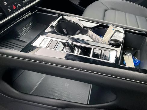 New 2026 Volkswagen Atlas Cross Sport SEL R-Line image 14