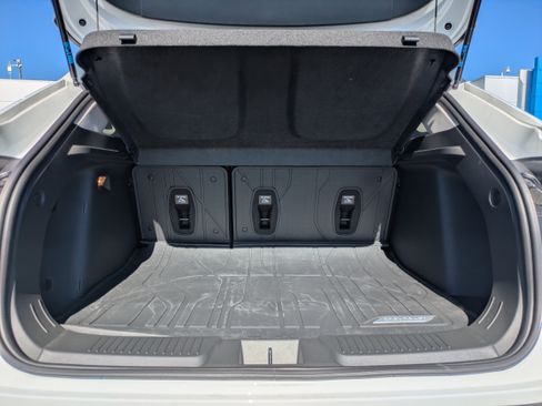 New 2026 Chevrolet Trax LT w/ Driver Confidence Package image 7