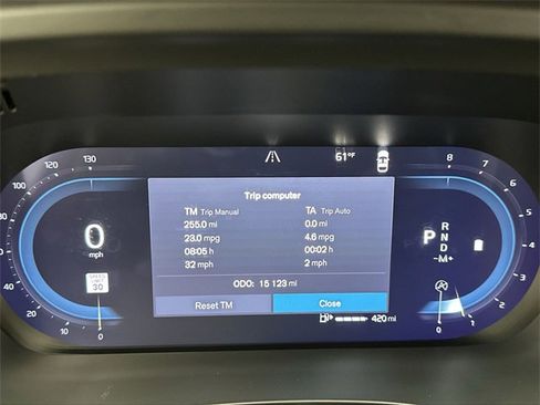 Certified 2025 Volvo XC60 B5 Plus image 15