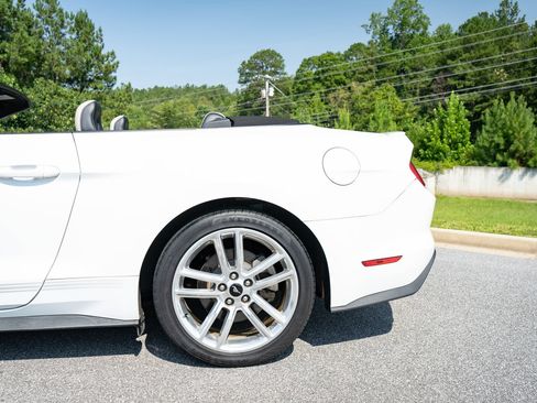 Used 2016 Ford Mustang Premium w/ Equipment Group 201A RWD image 6