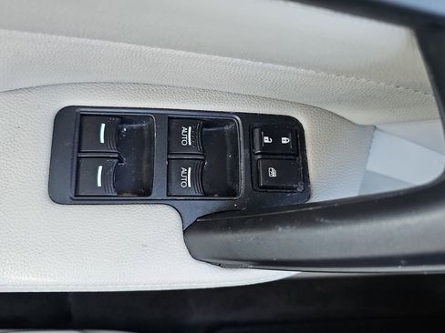 Used 2014 Acura TL image 31