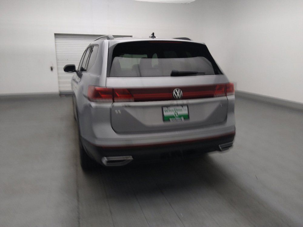 Used 2024 Volkswagen Atlas SE AWD/4WD image 6