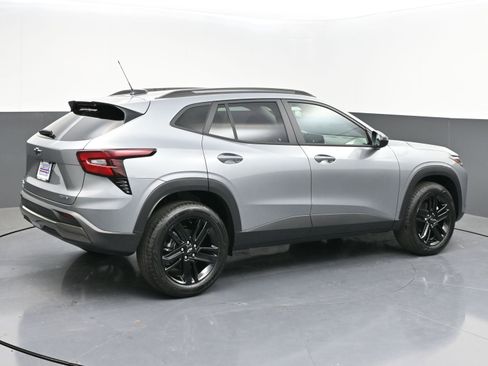 New 2026 Chevrolet Trax ACTIV FWD image 7