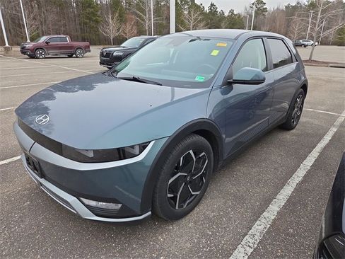 Used 2023 Hyundai Ioniq 5 SE w/ Cargo Package image 6
