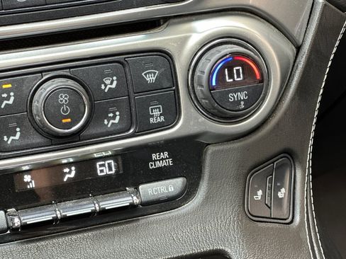 Used 2015 Chevrolet Tahoe LT RWD image 32