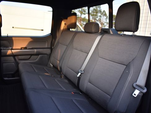 Used 2024 Ford F150 XLT w/ Equipment Group 302A MID image 28