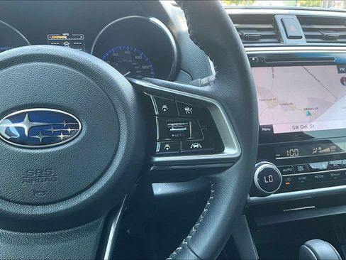 Used 2018 Subaru Outback 2.5i Limited AWD/4WD image 25